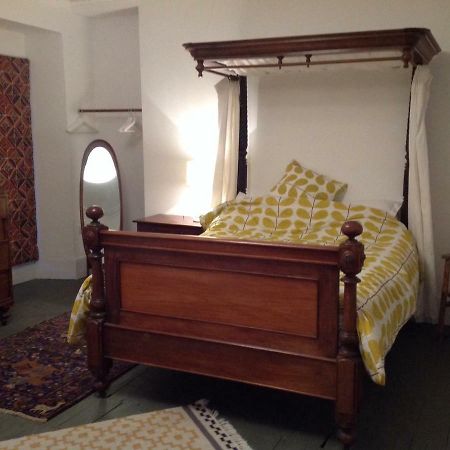 8A Spring Gardens Ξενοδοχείο Haverfordwest Εξωτερικό φωτογραφία