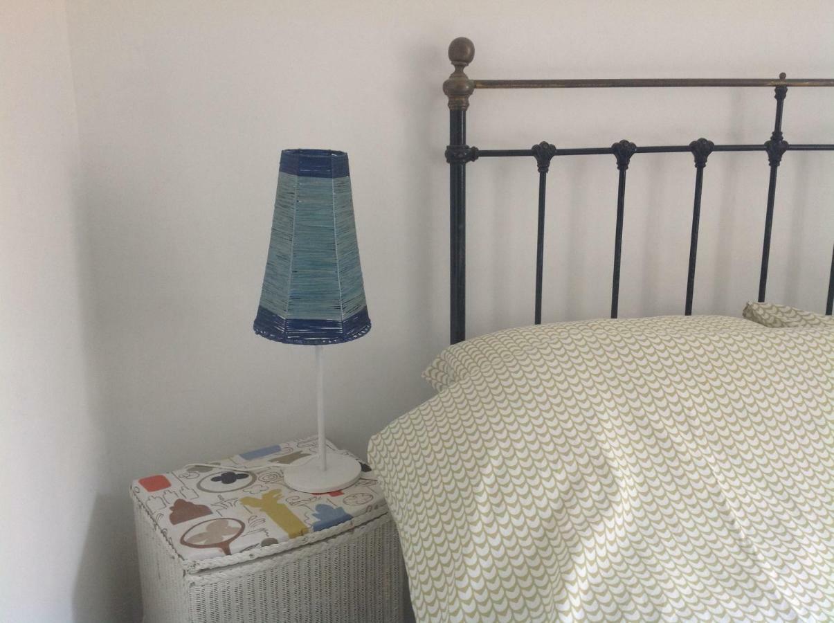 8A Spring Gardens Ξενοδοχείο Haverfordwest Εξωτερικό φωτογραφία